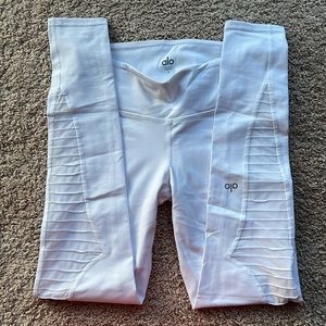 Alo leggings, white, new, small, cute details on back, sexy